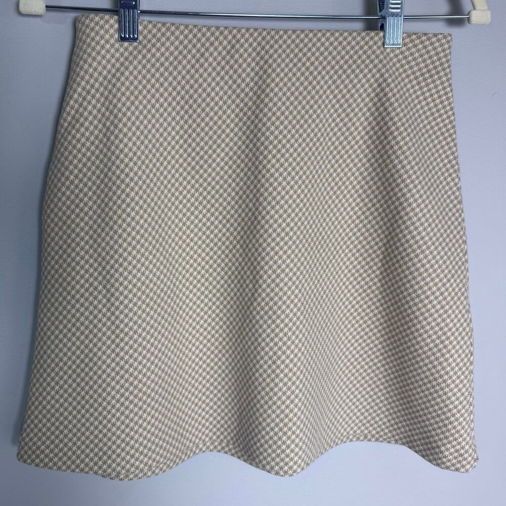 Wilfred Aritzia Beige Cream Checkered Plaid A-Line Mini Skirt Size 4 Wool Blend